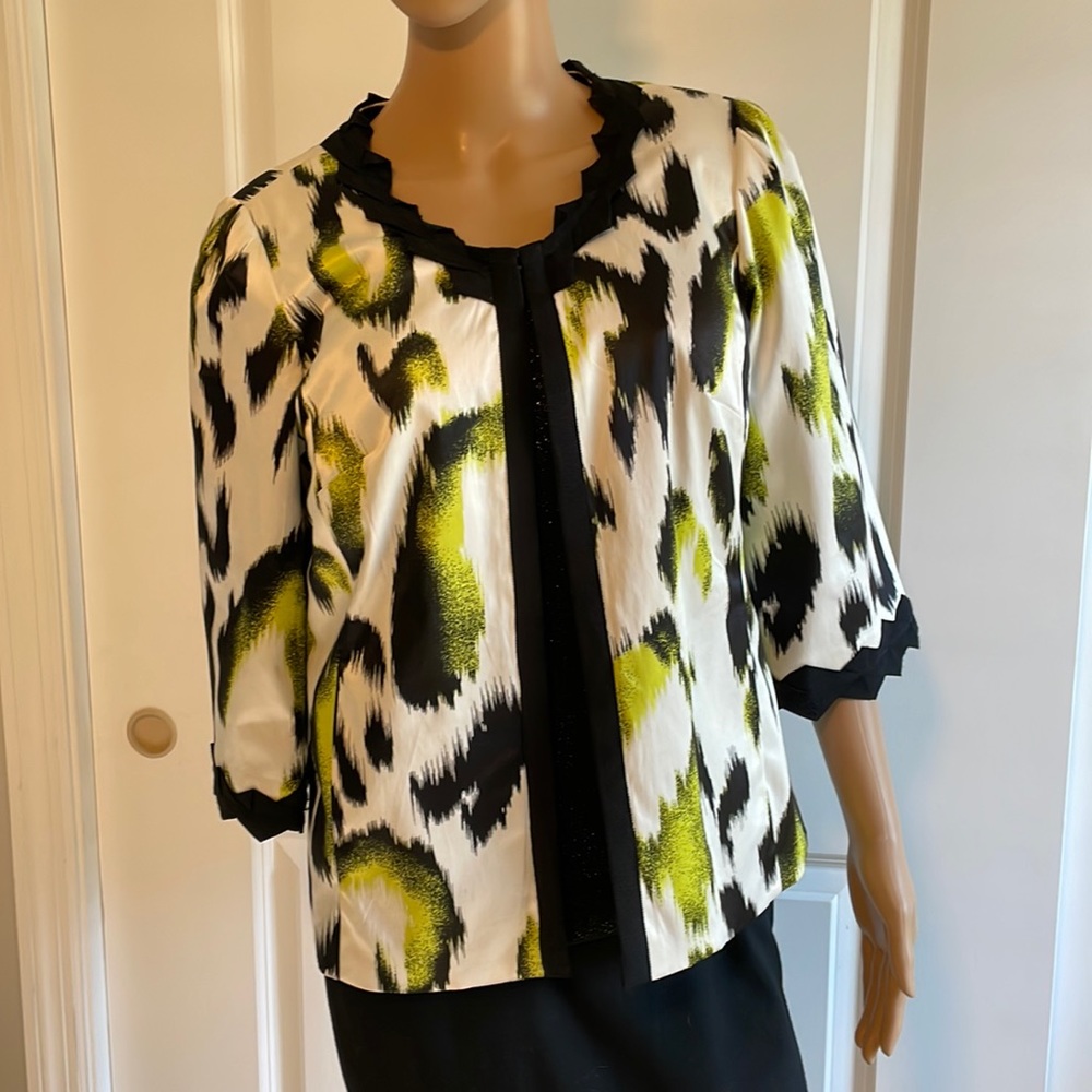 Lavender & Honey Dress Jacket / Cape Size Medium